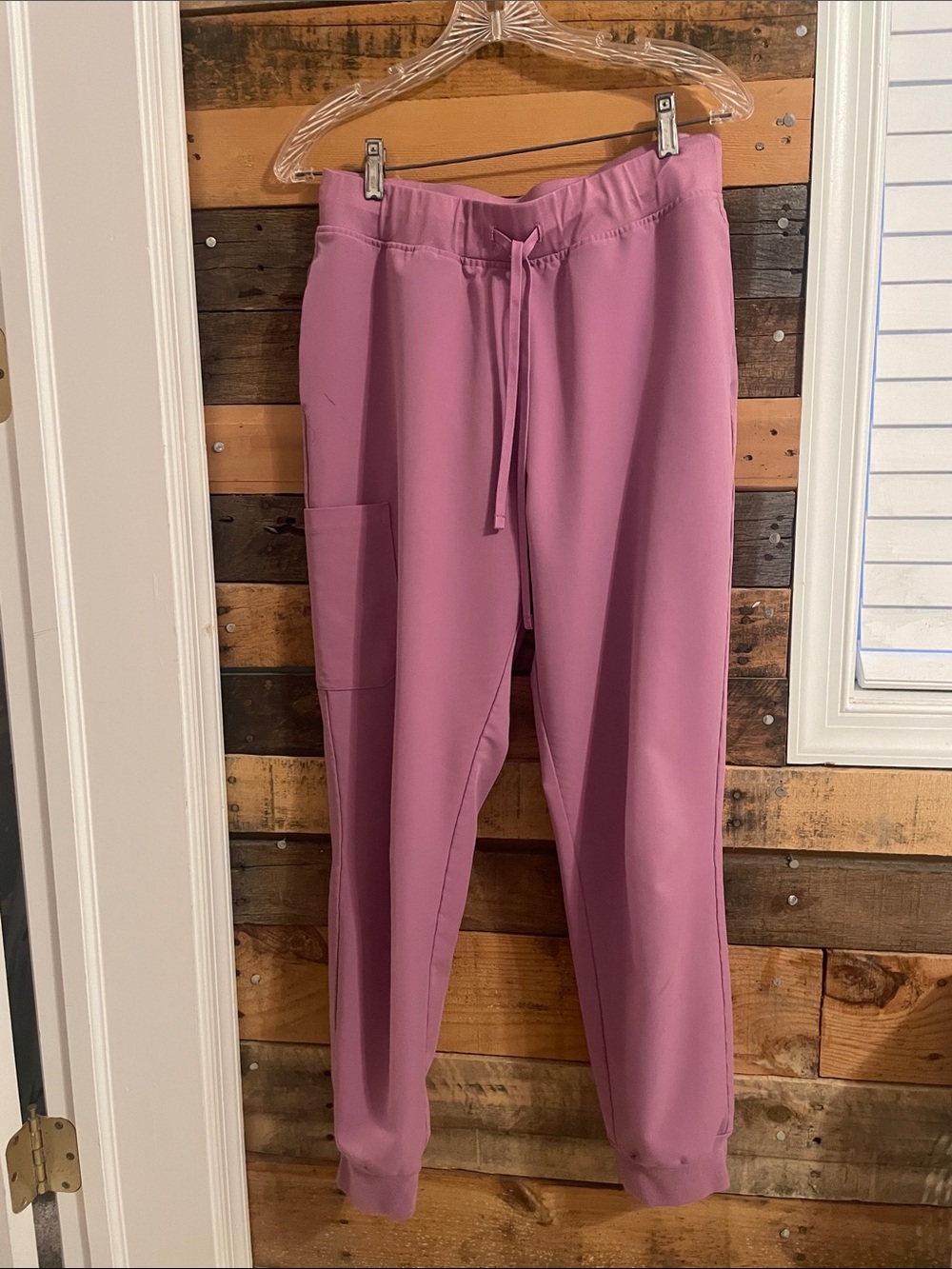 Mandala Scrub Pants Mauve Pink Joggers size Medium
